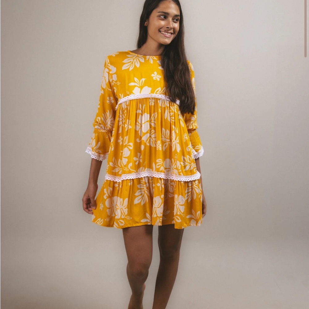 ISO eimeo dresses - Picture 2 of 6